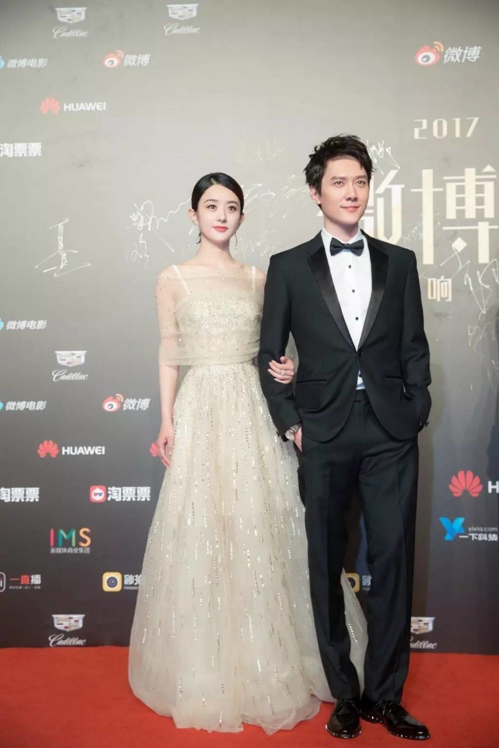 b237cf6e-7954-4102-ae71-b49efbe570c3