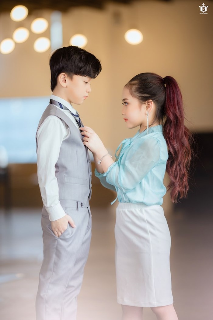 bat-ngo-chua-cap-doi-pho-chu-tich-thu-ky-phien-ban-nhi-an-y-he-anh-4