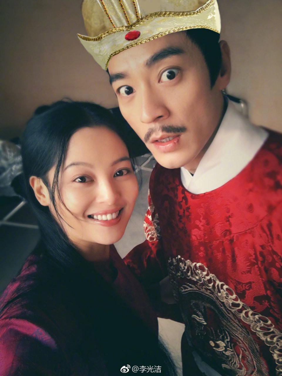 304b3249584554756a63