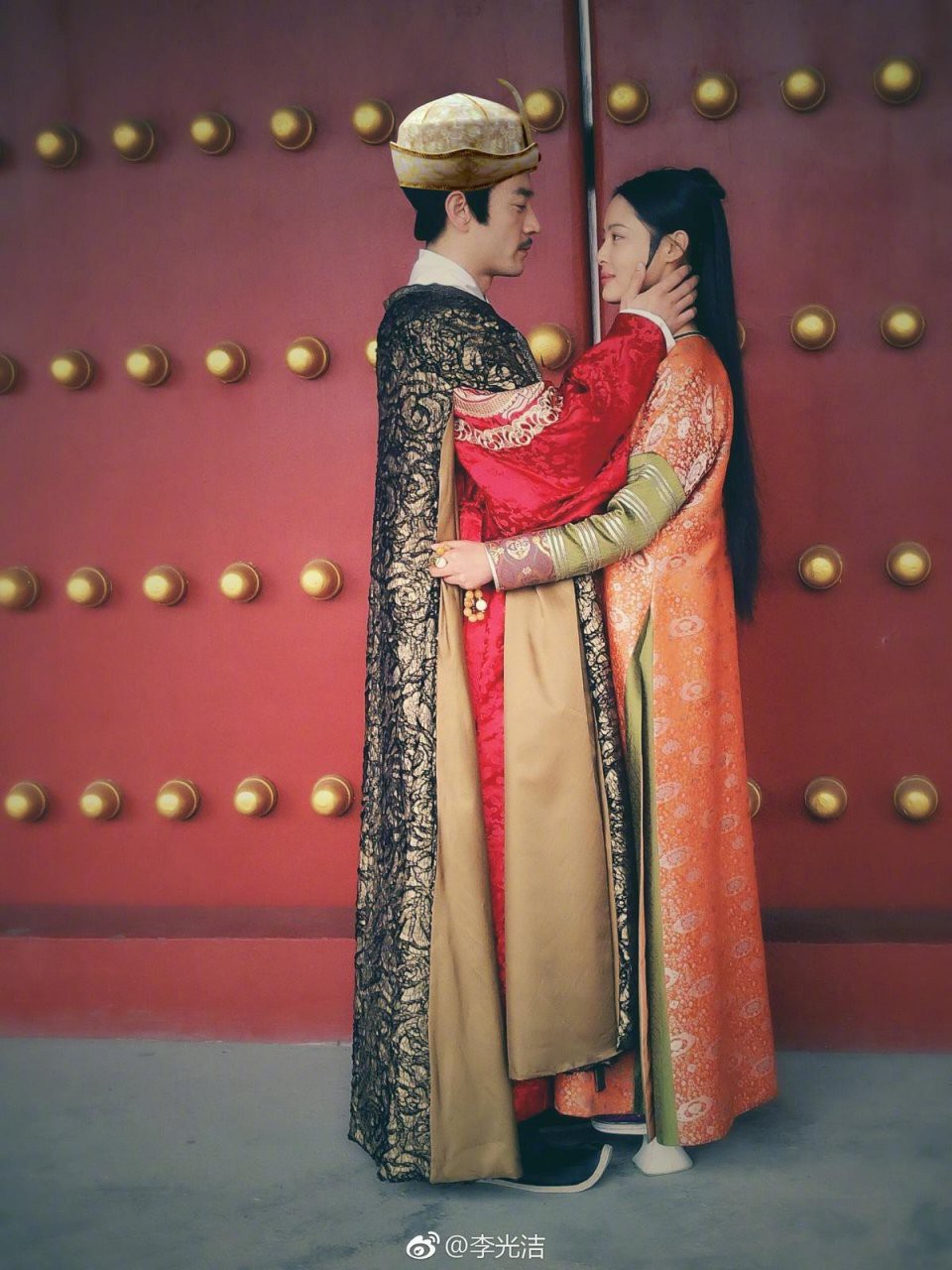 304b3249584573597338