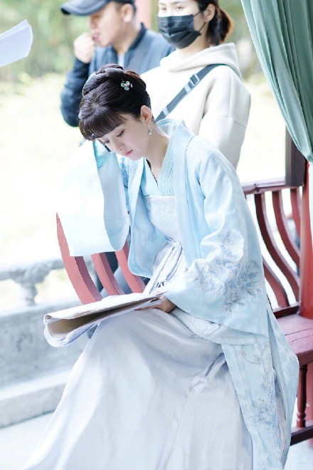 7b4e0f61gy1fuwcap2htbj20j60srdmh