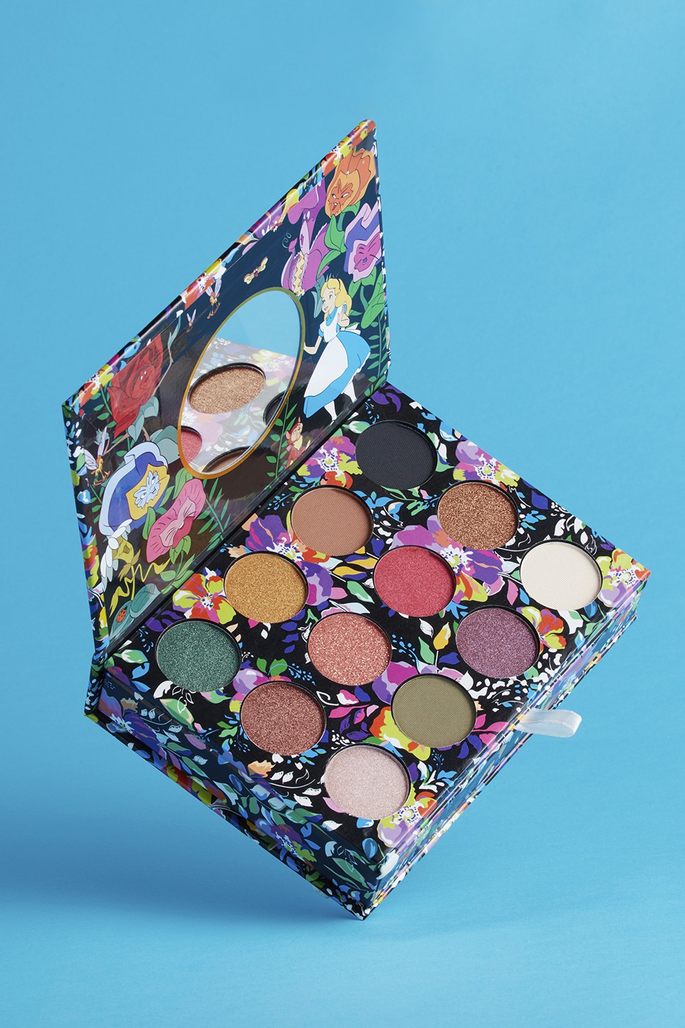 alice-in-wonderland-beauty-1000x1500-1