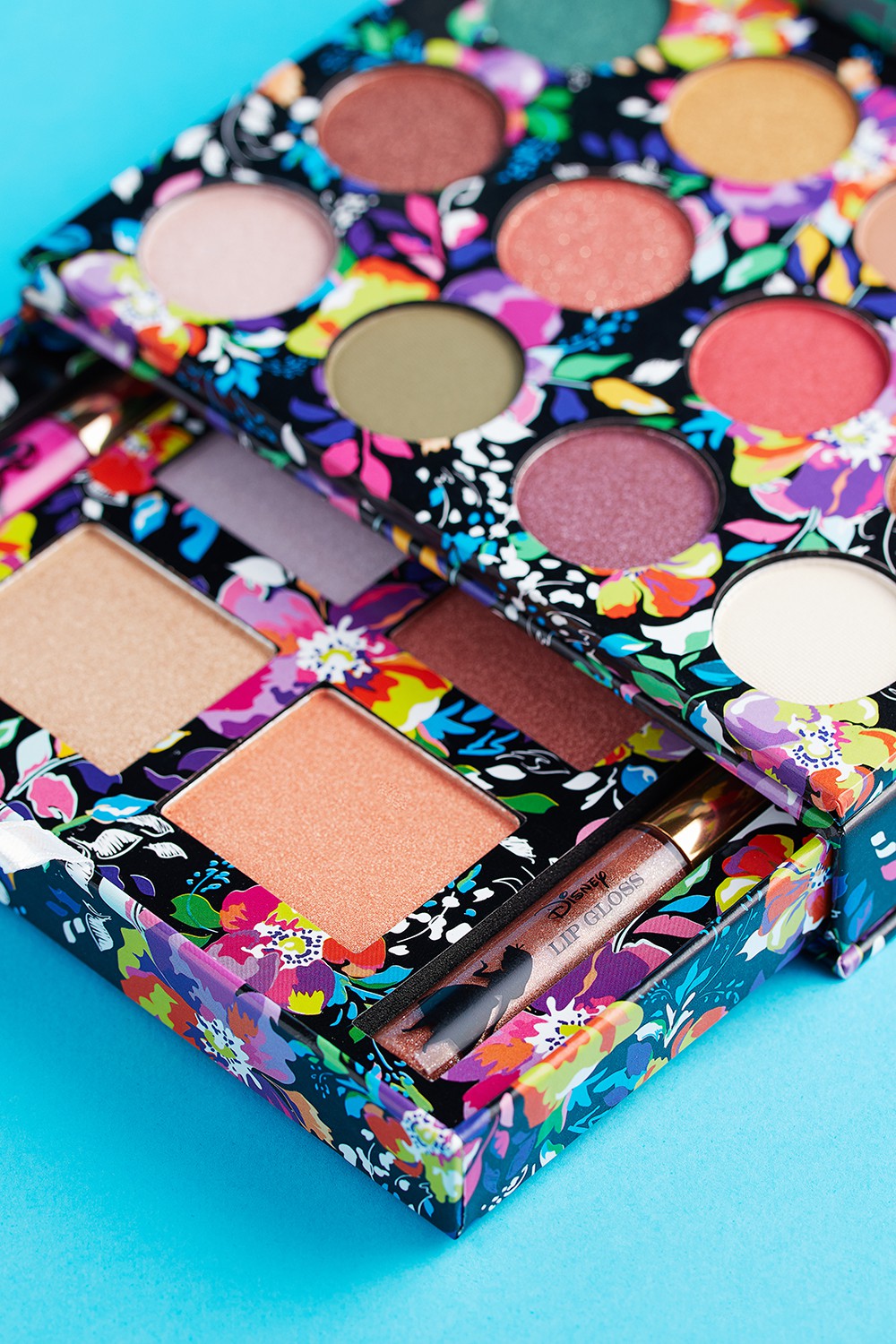 alice-in-wonderland-beauty-1000x1500-7