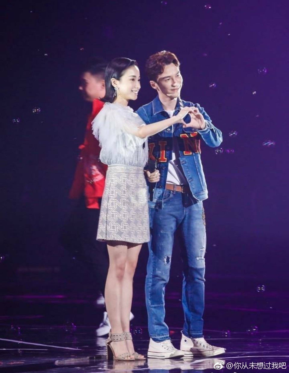 0068zVgFly1fwdyrevq1vj30qo0ygq6m