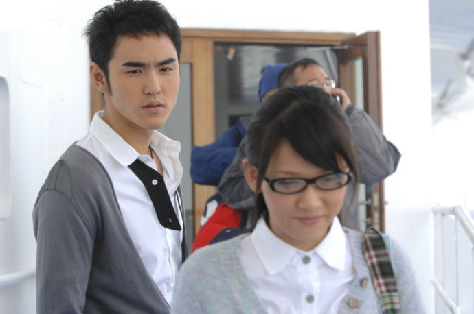 61b219f1t8aed5f279e0e&690&690