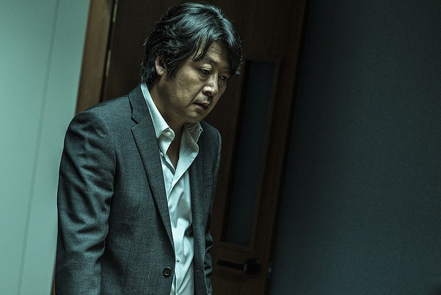 七罪追緝令_金倫奭剛拿下倫敦東亞電影節影帝