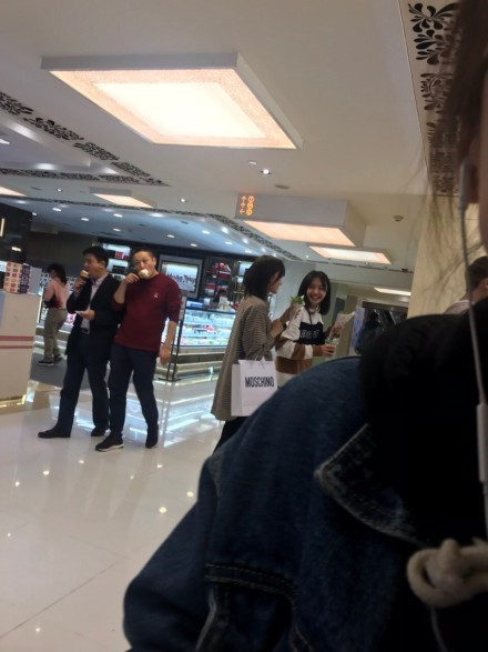 005YGheDly1fx2rb9isoyj30c80gbab4