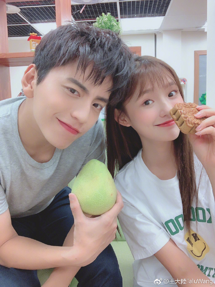 41aa3af5gy1fvmp3mugn1j20q00yo1kx