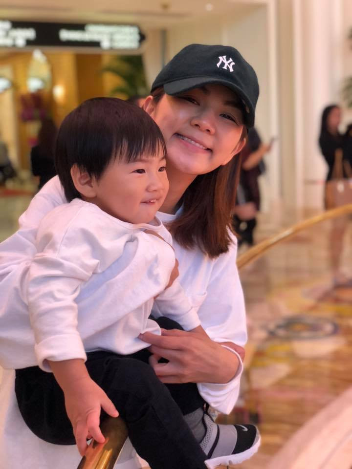 45581769_2102519799786510_886368068916215808_n