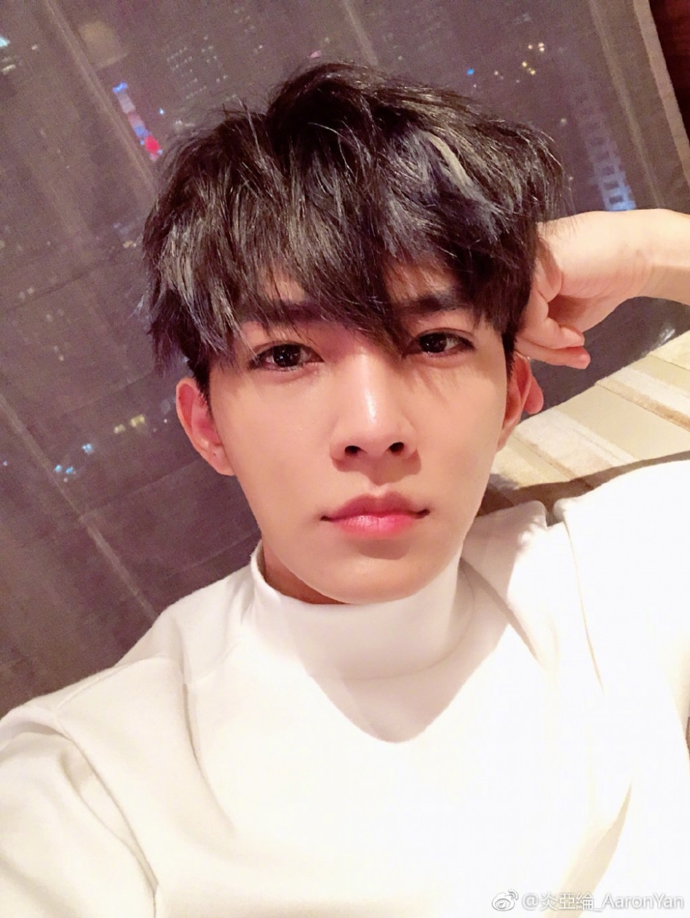 6cde627cgy1fw0xh6g2fvj20uu150107