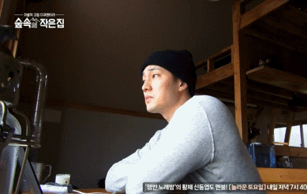 82a9b007gy1fxbfptldmug20cf07ve84