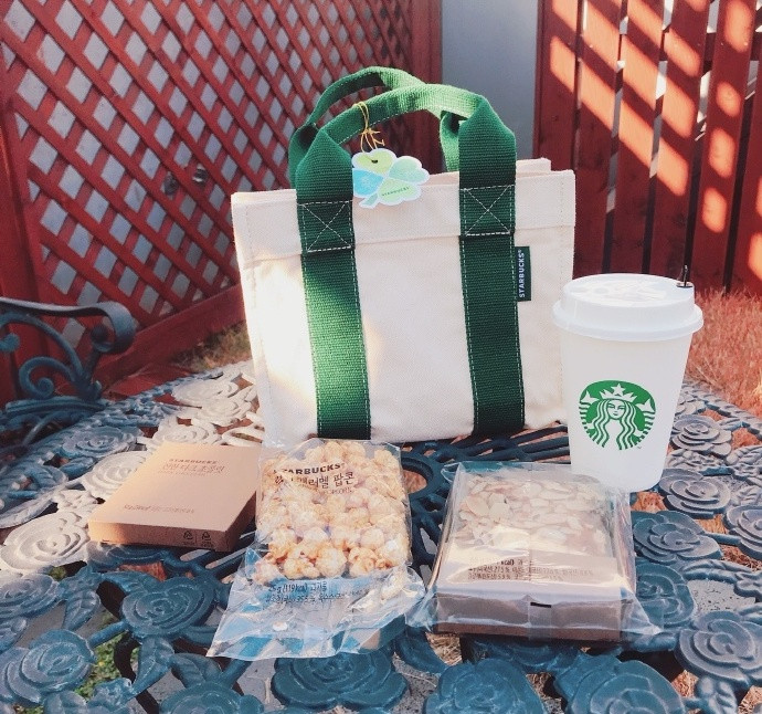 9b213501ly1fwvynu0xvbj2112112hdt