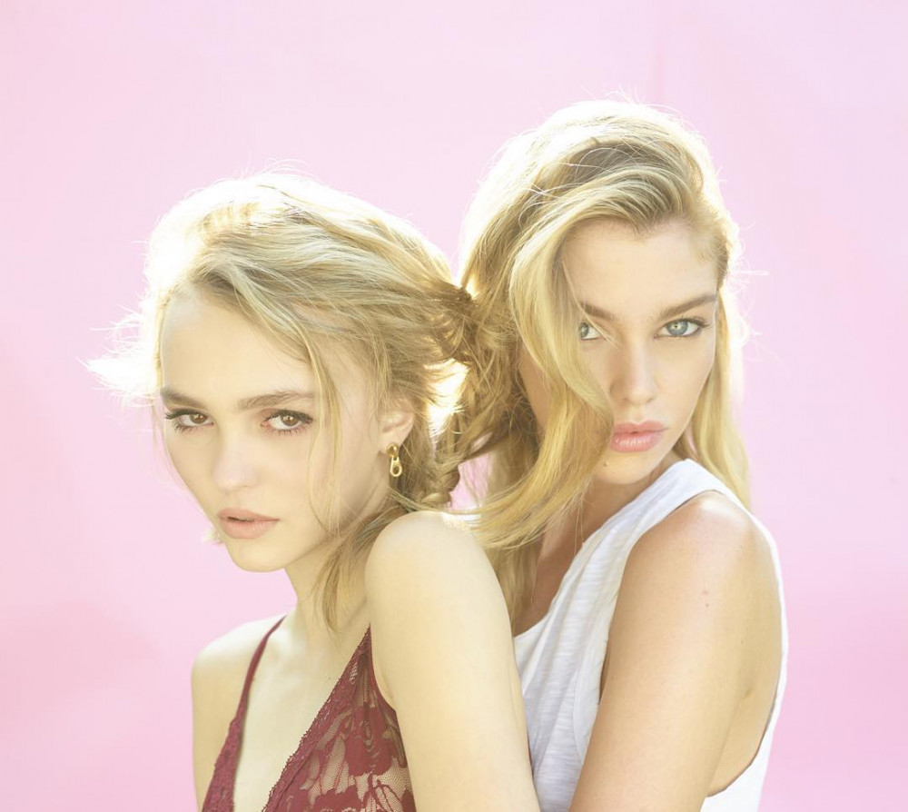 lilyrose_depp_12353430_1633149980279032_795762626_n