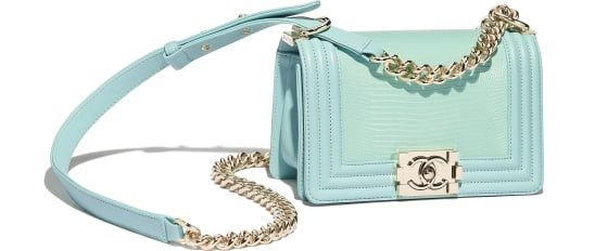 small-boy-chanel-handbag-light-blue-lizard-calfskin-gold-tone-metal-packshot-other-a67085y840865b644-8808878473246