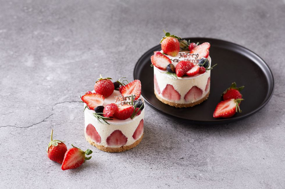 奎克咖啡草莓季形象圖-真愛繞圈圈-1545216846