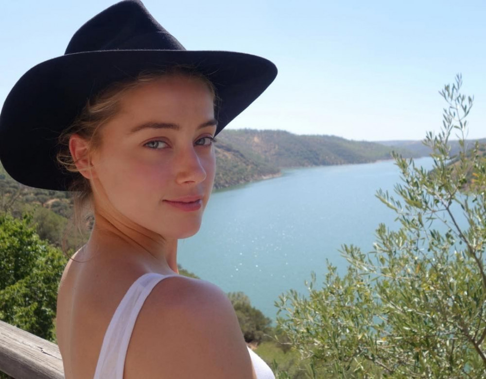 40463782_266922140611676_6026888835005218263_n