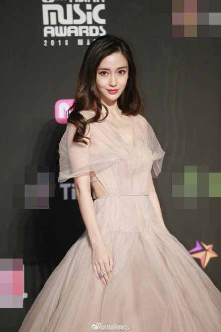 70dfbeb7ly1fy6f8mkgsuj20p011ingi