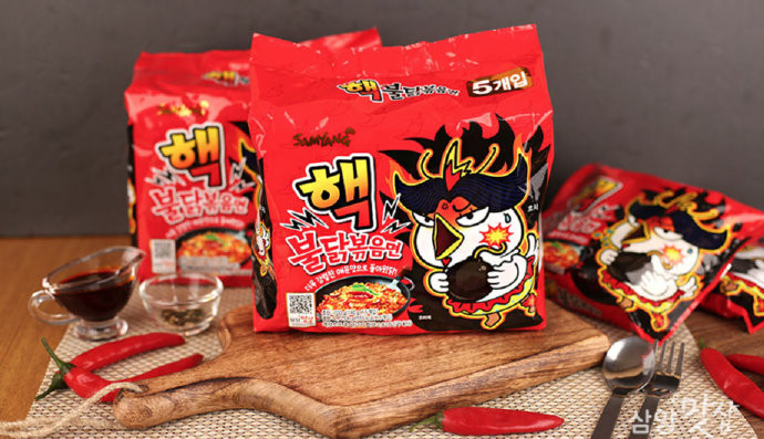 76cf6d7fly1fxuhdp5q6fj21f40tekjm