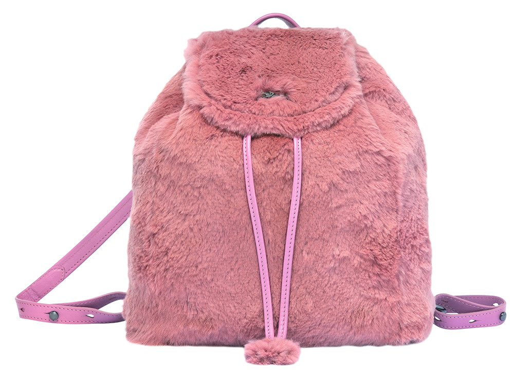 Give Me A Hug系列 後背包(腮紅粉),參考售價NT$14,300_L1389955A80