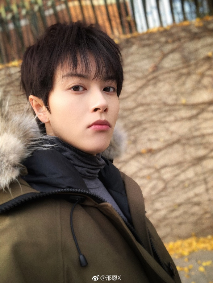 005PvHKjly1fxbdmcw0gyj31sg2dsqv5