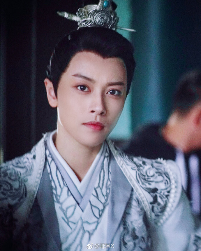 005PvHKjly1fz08ljaklwj30t3109b2b