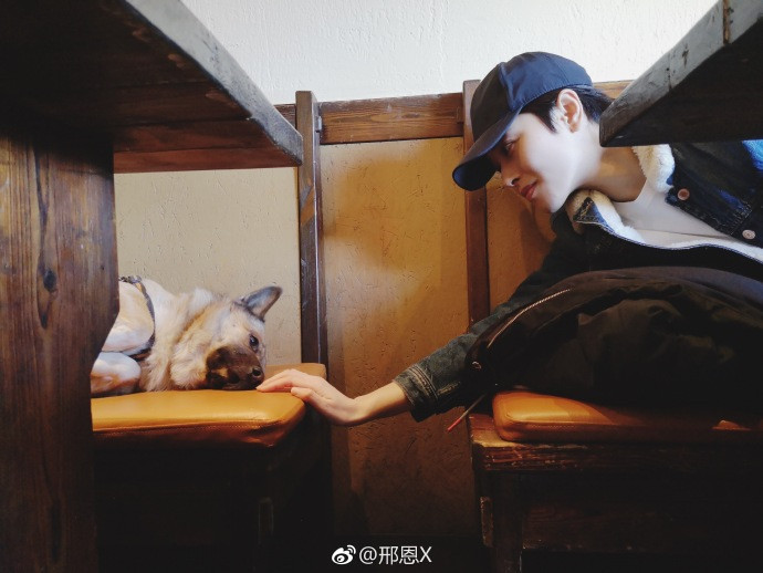 005PvHKjly1fz4n28uq4hj335o2dckjl