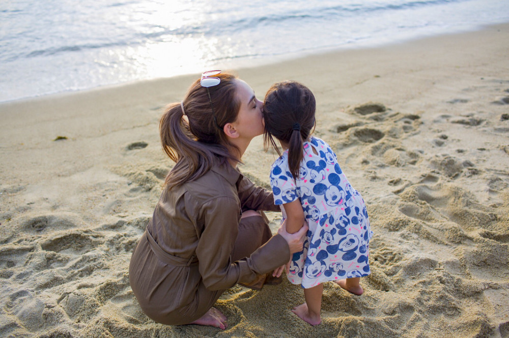 40125562_729704440701136_6600497457739852423_n