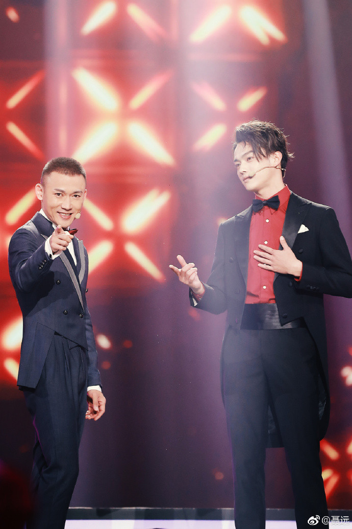 47400bfely1fyqel1i5w4j21wm2uyx6s