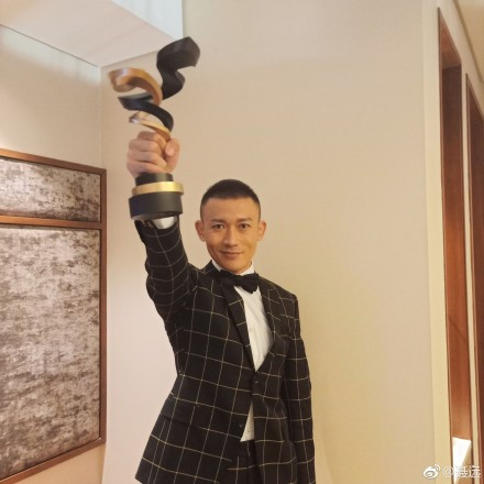 47400bfely1fz2xru3i5aj22o02o04qq