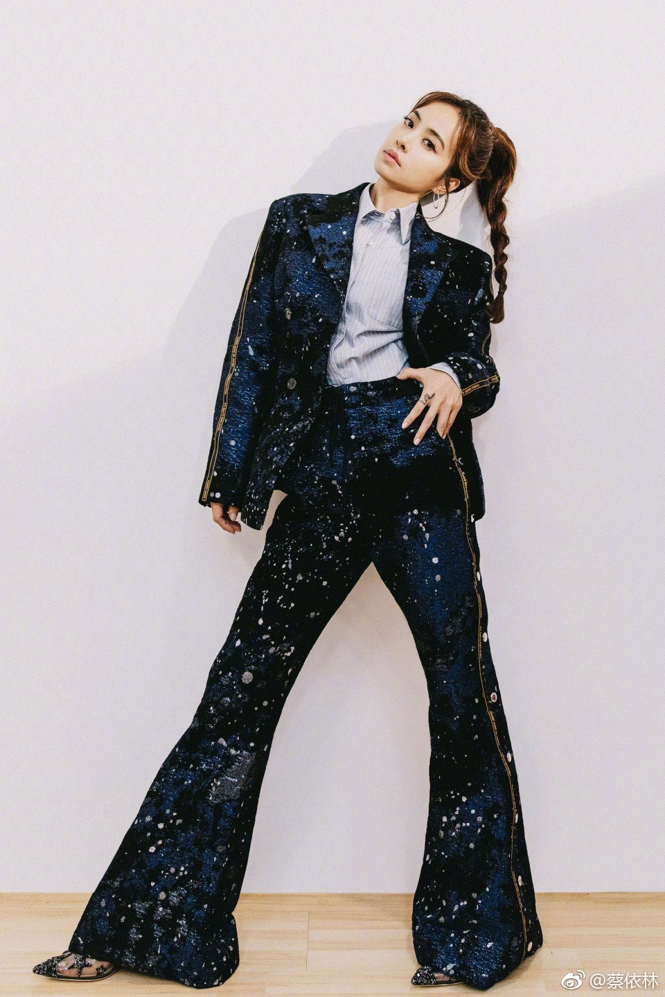 67dfe971gy1fxlamq4l6vj20qo13ztfx