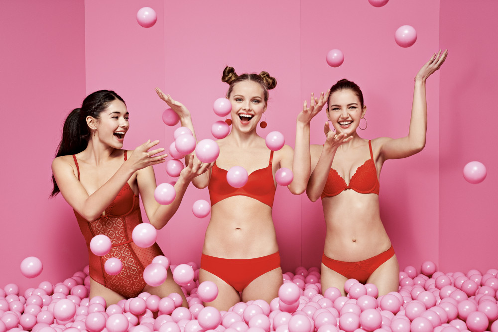 6IXTY8IGHT農曆新年系列 - 喜氣紅陪你迎新年