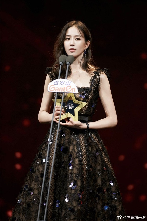 79059323ly1fyrfg08omjj20tn18gwks