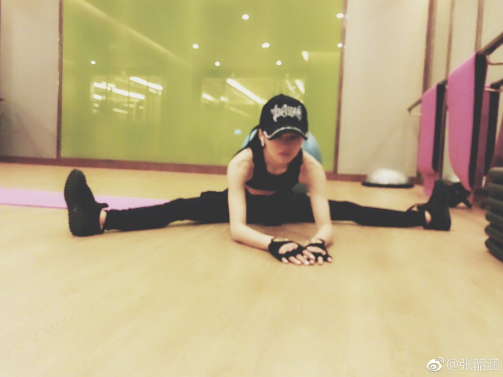 7efbd983ly1fph5vxup7nj22ds1sgnif