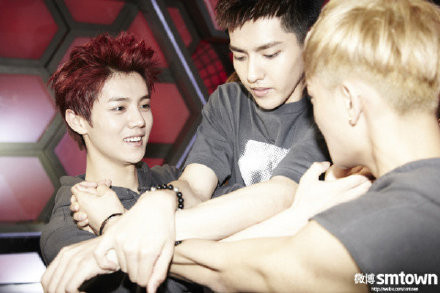 95210491gy1fyr7uw1j5gj20go0b40u6