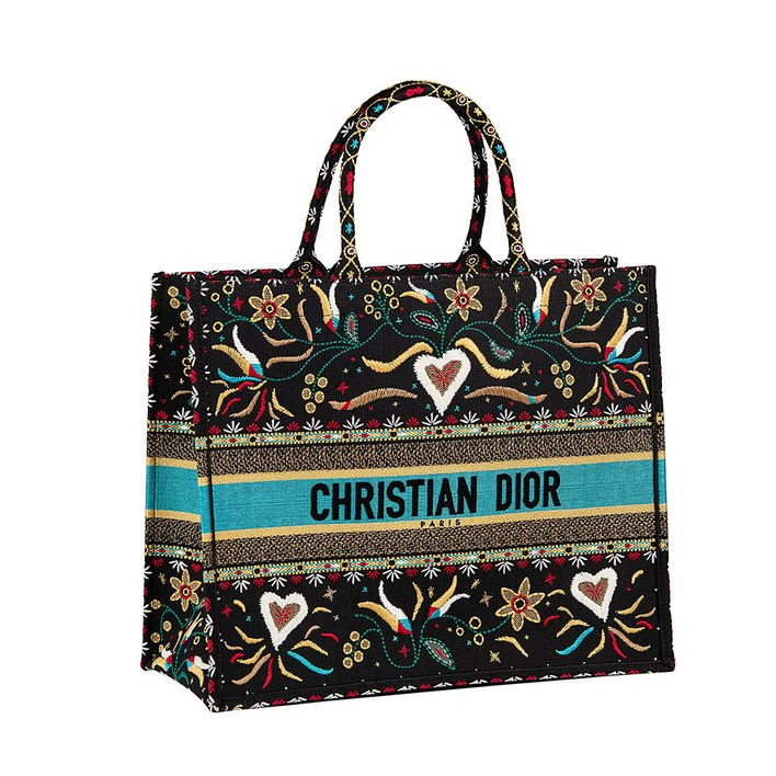 Dior-2019-Book-Tote-23-500_img_708_h