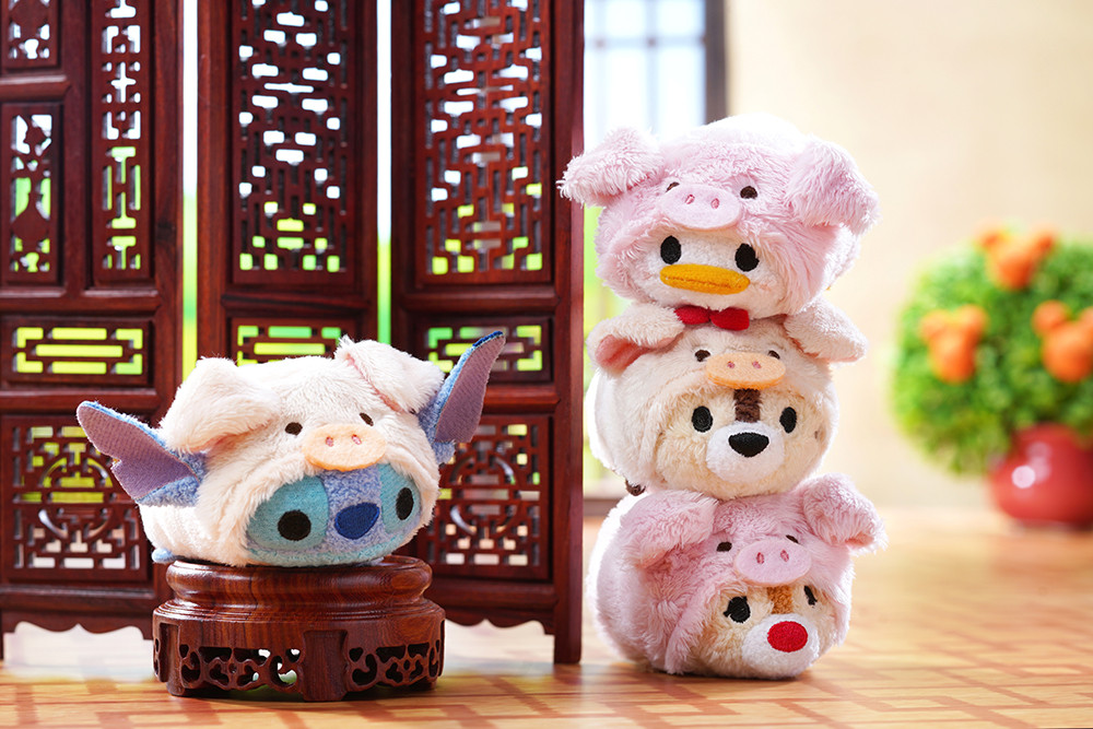 HKDL_CNY_Merch_Mickey and Friends Series_05