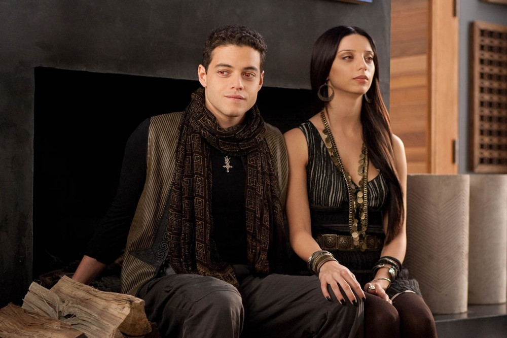 foto-rami-malek-angela-sarafyan-en-amanecer-parte-1774934885