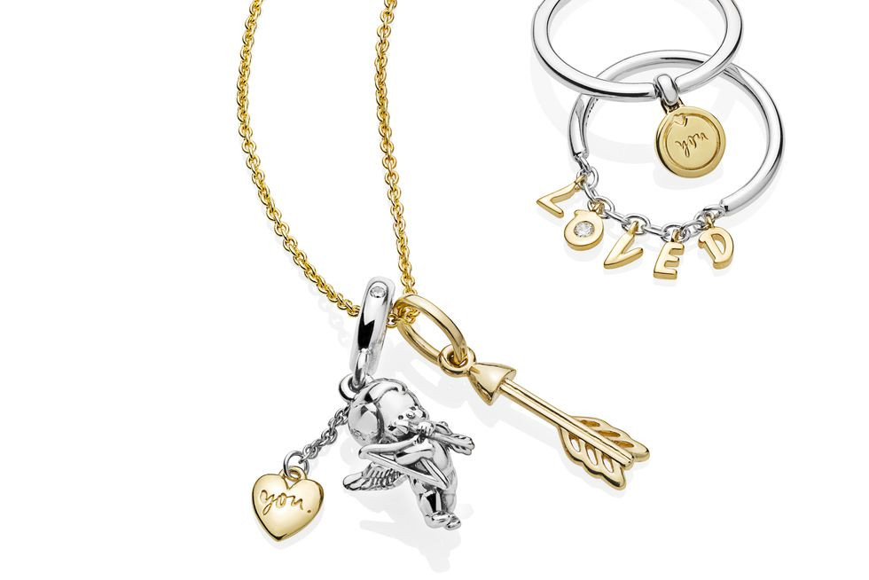 pandora-val19-loved-04-1547008197