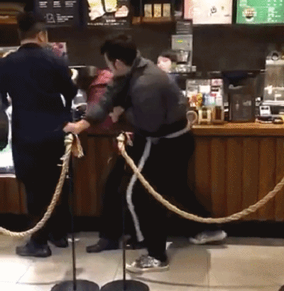 005IXYMAgy1g0lzkd6ybig30b40bdhbs