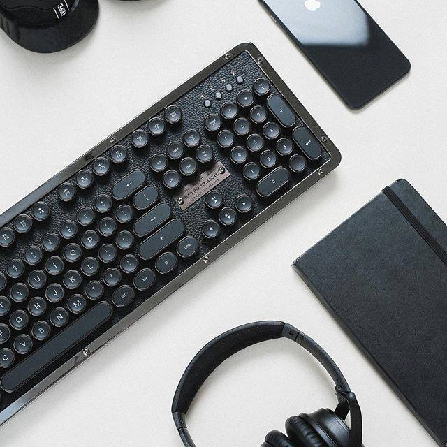 37842899_993260280853529_1152879310848131072_n