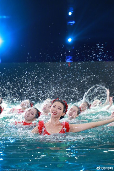 4e39d498gy1fzuzfjutyjj20tm18gwpp