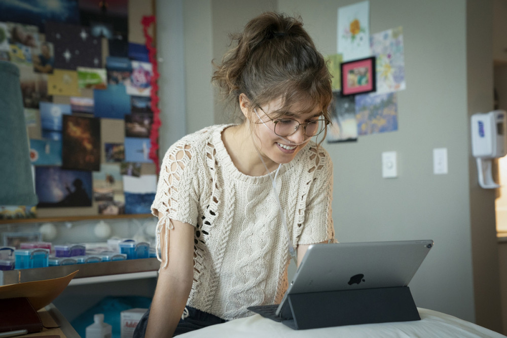 愛上觸不到的你_劇照008