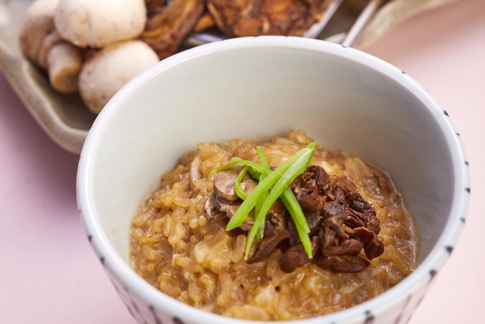 黑毛屋-春季限定-櫻花牛奶飛鳥鍋-美味逸品牛肝菌起司燉飯為一餐畫下完美句點-1552374174