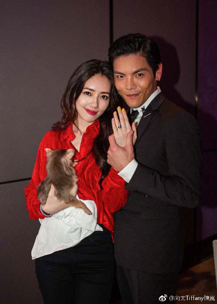 005I43gtgy1g1h8xet5noj30id0ptgz9