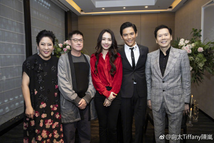 005I43gtgy1g1h8xjwpdvj33uw2kl7wk