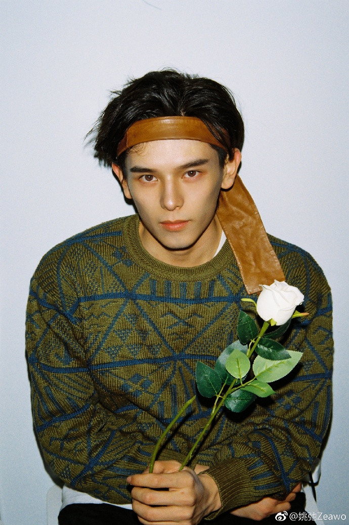 0077vcUvly1fx9wtg15uij31po2kux6q