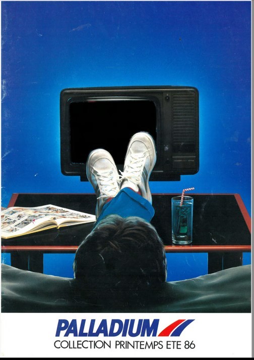 01.1986年春夏以經典「FLAME彎道火焰標誌」推出法國配色系列鞋款的宣傳海報