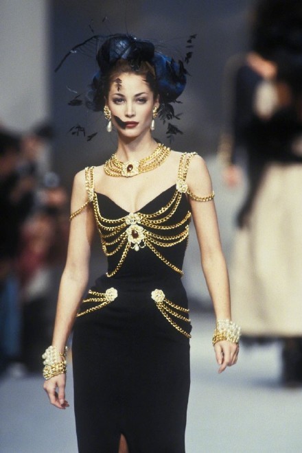 007xZP71ly1g2sjtky0uej30j60sr423