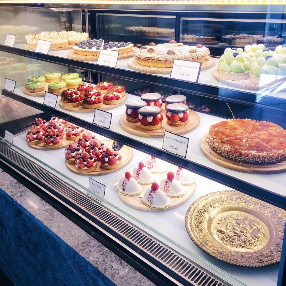 27576042_174715779813474_4619912873664053248_n