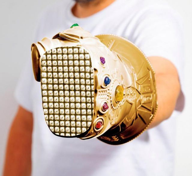 infinity-gauntlet-meat-tenderiser-8861-1557467982